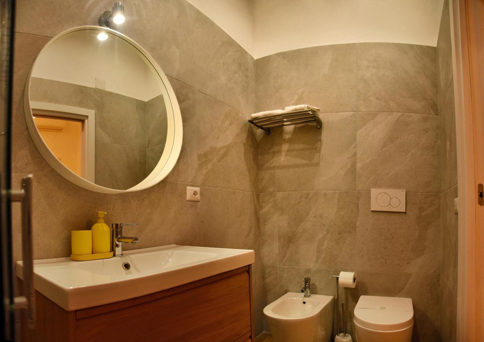 Centro Storico Rooms نابولي المظهر الخارجي الصورة